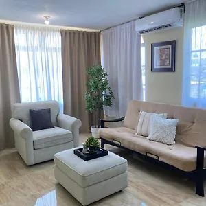 Luxury By Merengue House République dominicaine
